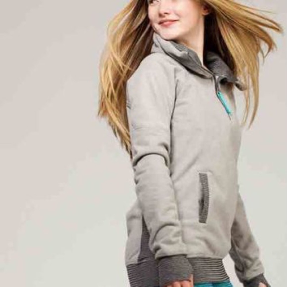 NWOT Ivivva Shiver Stopper Pullover Lululemon
